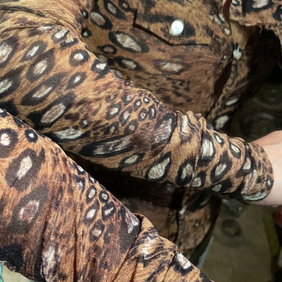 S Line black label leopard print button down shirt - Picture 9 of 9